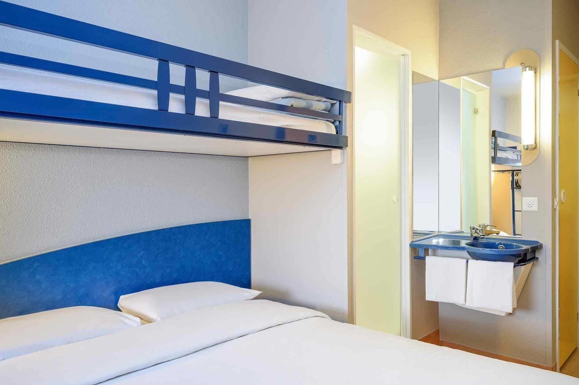 Ibis Budget Geneve Aeroport Vernier Luaran gambar